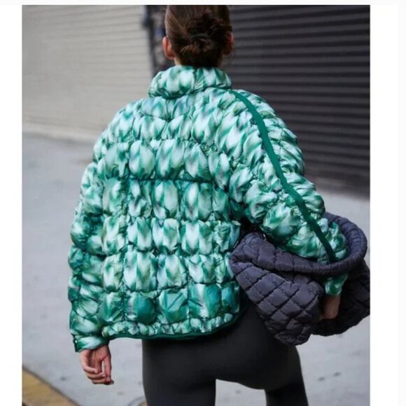 NWT Free People Movement Scrunchy Glossy Pippa Packable Puffer Jacket Green - Picture 3 of 16